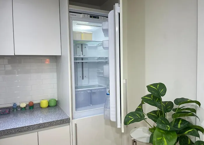 公寓 Heart Of Hongdae, 3-minute Walk To Popular Spots, K-pop Perfect For Friends And Couples Self Check-in, Luggage Storage, Elevator Available 首爾