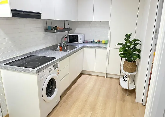公寓 Heart Of Hongdae, 3-minute Walk To Popular Spots, K-pop Perfect For Friends And Couples Self Check-in, Luggage Storage, Elevator Available 首爾