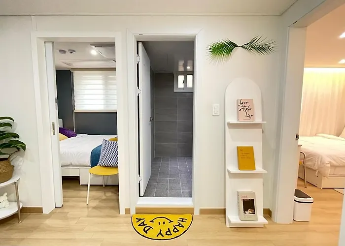 公寓 Heart Of Hongdae, 3-minute Walk To Popular Spots, K-pop Perfect For Friends And Couples Self Check-in, Luggage Storage, Elevator Available