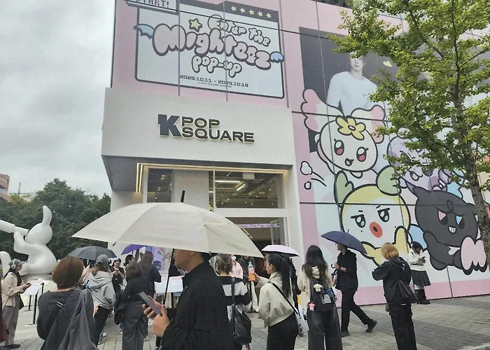 Heart Of Hongdae, 3-minute Walk To Popular Spots, K-pop Perfect For Friends And Couples Self Check-in, Luggage Storage, Elevator Available * 首爾